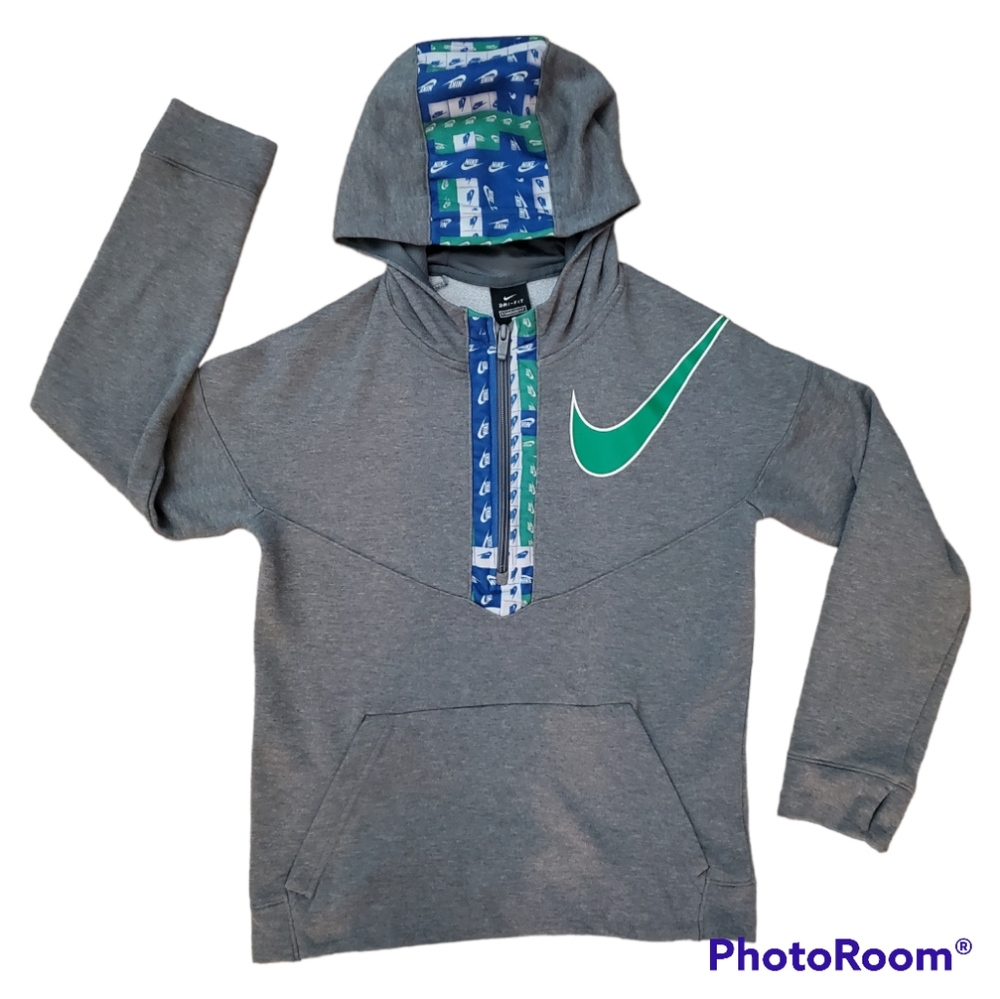 Nike Dri-Fit Hoodie Sweater